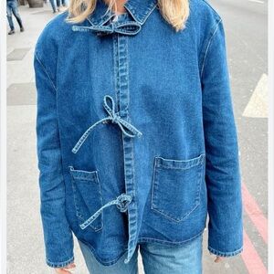 Stylish Blue Women's Tie Denim Shirt